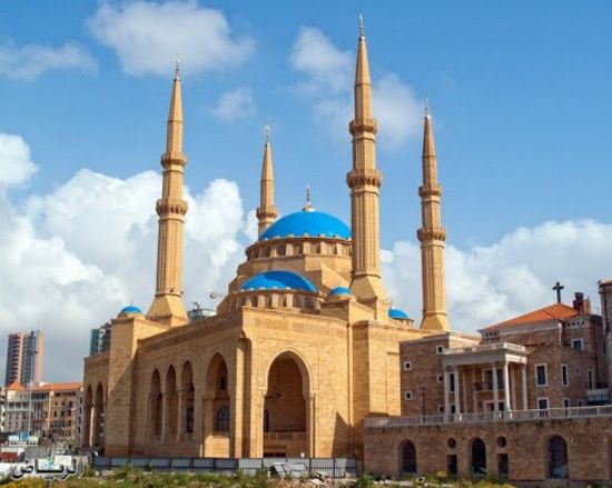 لبنان يقرر فتح المساجد لأداء صلاة الجمعة