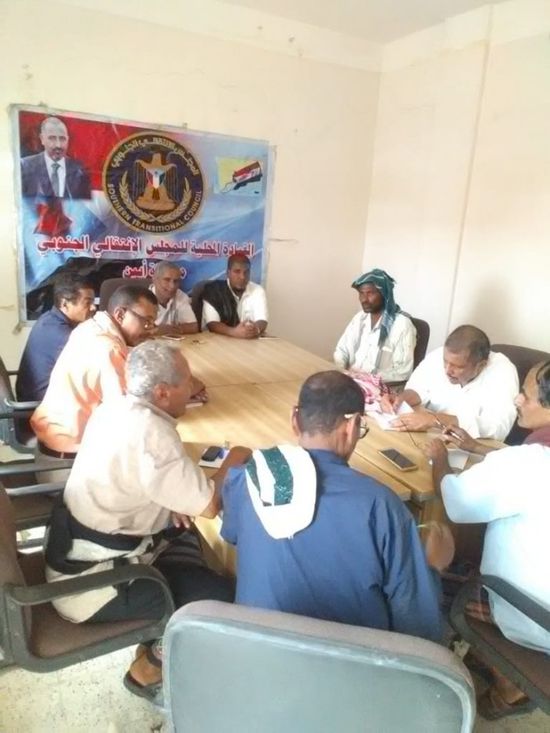 اتحادات عمال الجنوب العربي ترحب بـ"الإدارة الذاتية"