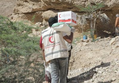 بتوجيهات بن زايد.. إطعام 7000 فرد في حجر (صور)