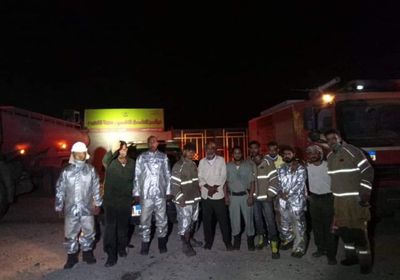 بالصور.. جهود للدفاع المدني لمكافحة البعوض في عدن