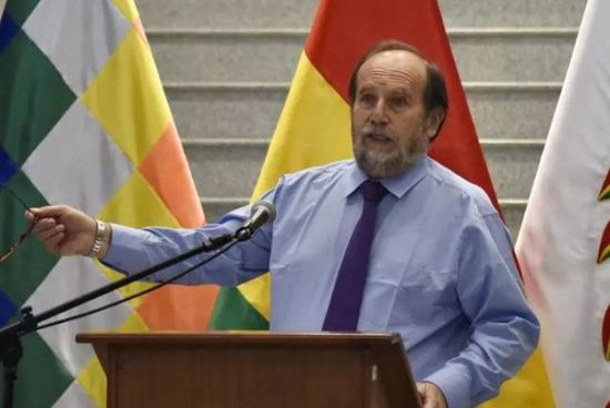 توقيف وزير الصحة البوليفي بتهم فساد