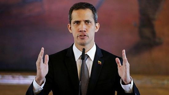 غوايدو يُعلن عدم السماح لشحنات الوقود الإيرانية بدخول فنزويلا