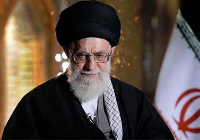 خامنئي مدعيًا عدائها: سندعم أي بلد أو جماعة تقاتل إسرائيل