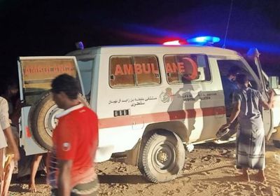 "خليفة الإنسانية" تتدخل لإنقاذ مريضين في "عبدالكوري" (صور)