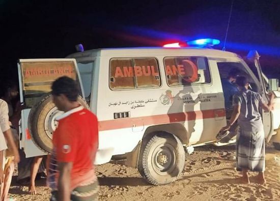 "خليفة الإنسانية" تتدخل لإنقاذ مريضين في "عبدالكوري" (صور)