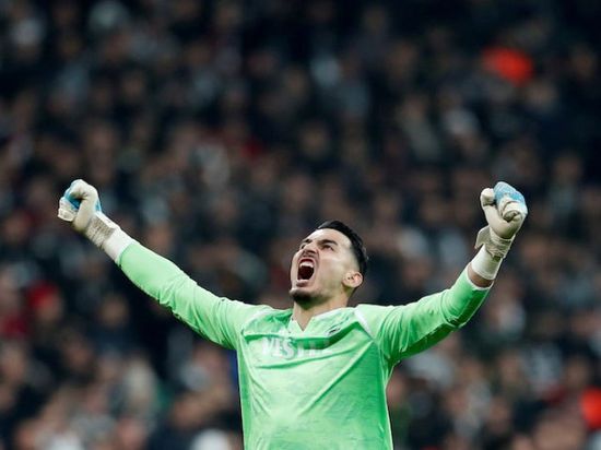 ليفربول يجد بديل أليسون في تركيا