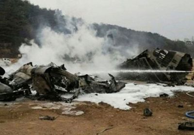  تحطم طائرة باكستانية على متنها 91 شخصا في مطار كراتشي