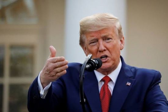 ترامب يدعو حكام الولايات لإعادة فتح دور العبادة