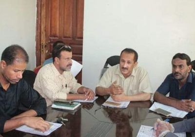 أمن الشحر يدرس آليات تنفيذ الحظر بعيد الفطر