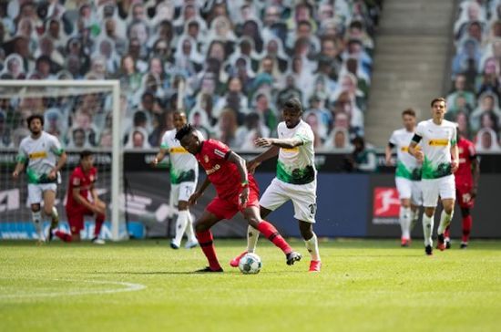 باير ليفركوزن يصعد للمركز الثالث بعد فوزه على مونشنجلادباخ بالدوري الألماني