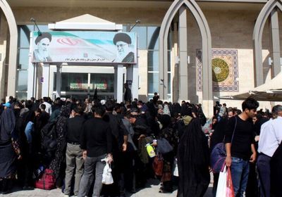 العراق يفتح منفذ مهران مع إيران لزيادة التجارة