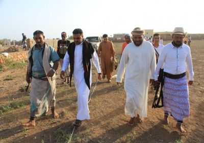 رئيس "انتقالي سقطرى" يشيد بجهود القوات الجنوبية (صور)