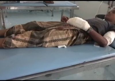 شاهد.. إصابة طفل بقذيفة هاون حوثية في الجبلية