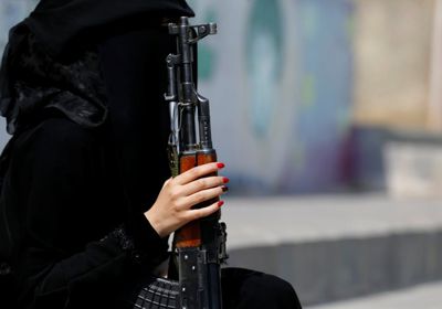 بعد "الزينبيات".. "الفاطميات" فصيل نسائي حوثي جديد