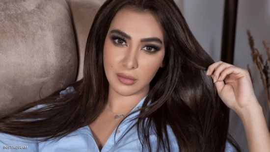 ميريهان حسين تعود للغناء من خلال "فكك" (فيديو)