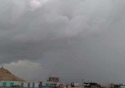 هطول أمطار غزيرة على يبعث بحضرموت (صور)