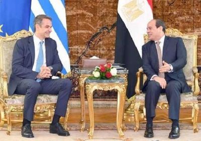 الرئيس المصري ورئيس الوزراء اليوناني يبحثان التطورات الأخيرة في ليبيا