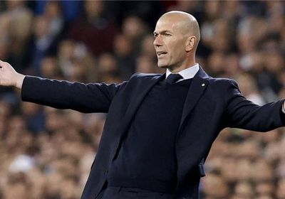 ريال مدريد يجدد التفاوض مع نجم أياكس الهولندي