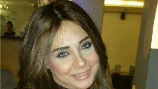 مصرع الإعلامية المصرية شيرين جمال في حادث سير