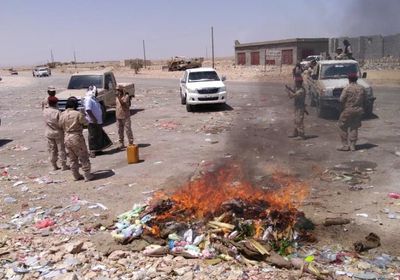 مداهمة سوق القات في قراشم وإتلاف المضبوطات