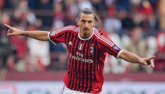 نادي ميلان يؤكد إصابة مهاجمه "إبراهيموفيتش" في الساق