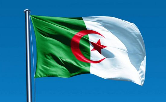 الجزائر تسجل 194 إصابة جديدة بفيروس كورونا