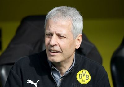 فافر ينفي استقالته من تدريب دورتموند بعد الهزيمة أمام بايرن ميونخ