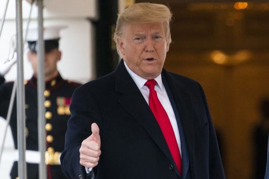 ترامب يمدد فترة الاستعانة بالحرس الوطني لمواجهة كورونا