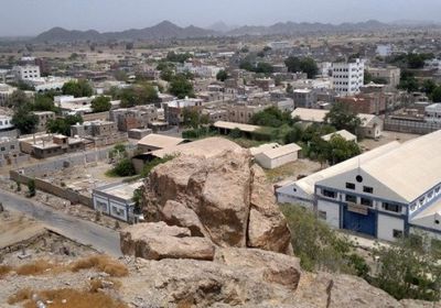 حظر تجوال في خنفر وتعليق الأنشطة التجارية