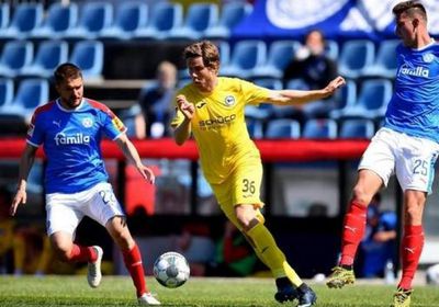 أرمينيا بيلفيلد يقترب من الصعود للبوندسليجا بالفوز على هوليستن كيل