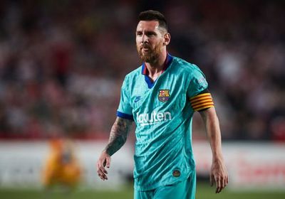 رئيس برشلونة السابق يرفض تقديم &laquo;عقد مدى الحياة&raquo; لميسي