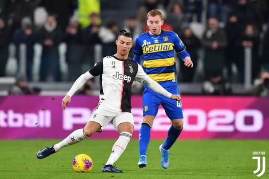 الدوري الإيطالي قد يتجه للدور الفاصل أو تجميد المراكز حال تعطله مجددا بفعل كورونا
