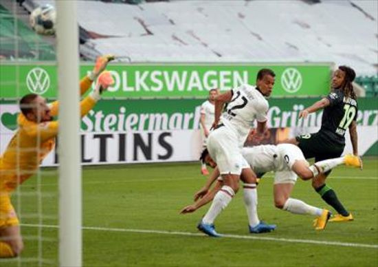 انتراخت فرانكفورت يفوز على فولفسبورج بالدوري الألماني