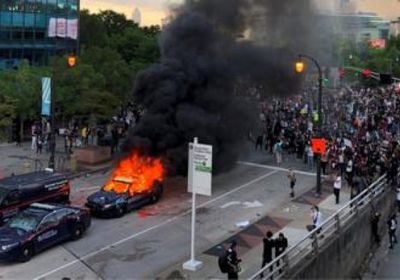 توتر يسود مدنًا أمريكية عقب مقتل &laquo;فلويد&raquo;