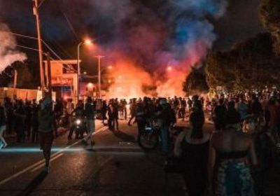  ارتفاع أعداد المعتقلين في احتجاجات أمريكا إلى 1400 في 17 مدينة  &rlm;