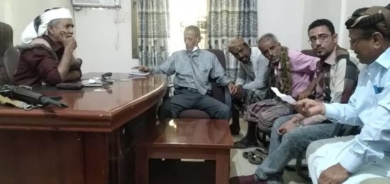 "انتقالي أبين" وقيادات مجتمعية يبحثون ملف الخدمات بالمحافظة