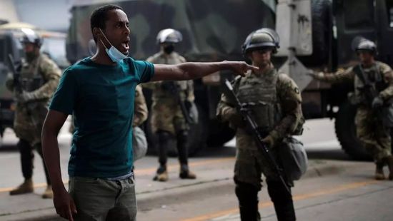  الحرس الوطني الأمريكي يدفع بقوات كبيرة لاحتواء التوترات