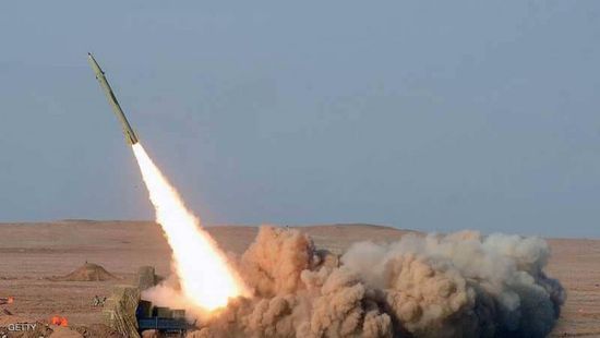 أنباء عن سقوط صاروخ حوثي بوسط مأرب