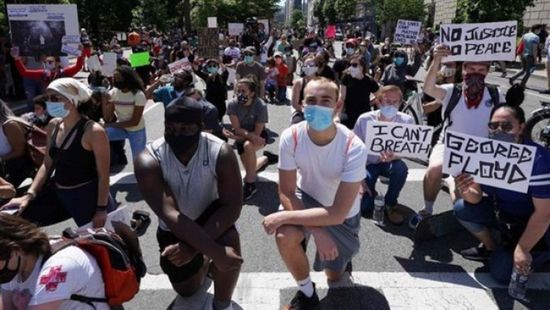 باحث يتوقع انتهاء التظاهرت في أمريكا ويكشف السبب