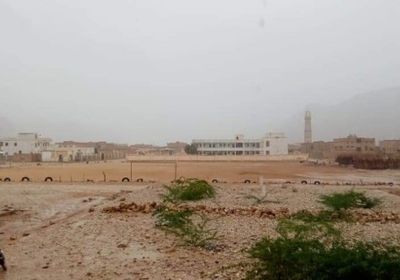 المنخفض الجوي يتسلل إلى حضرموت (صور)
