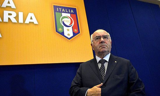 رئيس الاتحاد الإيطالي يأمل في حضور بعض المشجعين لمباريات الدوري