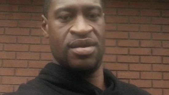  شقيق فلويد يدعو إلى السلام في شوارع الولايات المتحدة