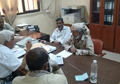 رئيس انتقالي أبين يتفقد مستشفى الرازي بجعار