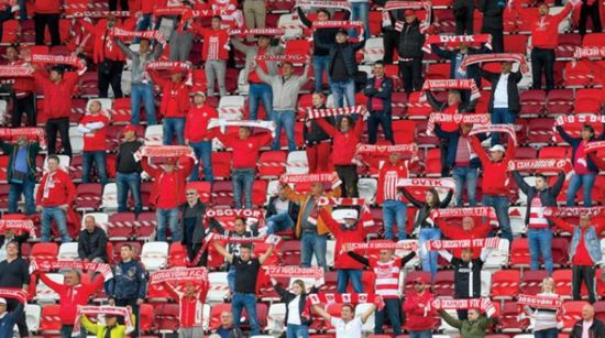  المشجعون في المجر يتجاهلون كورونا ويقبلون على شراء تذاكر الكأس المحلية