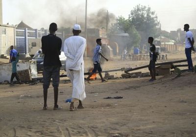 إغلاق طرق في الخرطوم قبل إحياء ذكرى فض الاعتصام