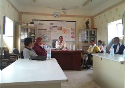 نقل سوق القات وإغلاق محلات الحلاقة بحبيل جبر