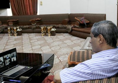 البحسني يوجه باستعادة الخدمات الأساسية بحضرموت