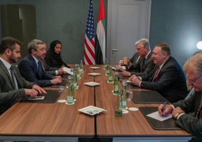 بشأن ليبيا.. مباحثات هاتفية بين بومبيو ومحمد بن زايد