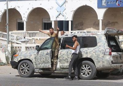 سياسي سعودي يكشف سبب سقوط ترهونة في يد مليشيات الوفاق