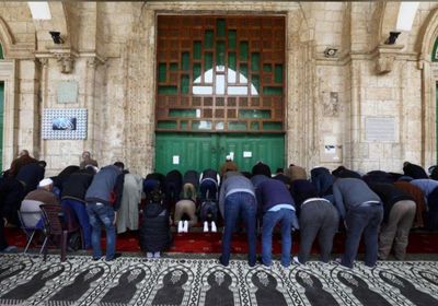 لأول مرة بعد الإغلاق.. 50 ألفا يؤدون صلاة الجمعة في المسجد الأقصى